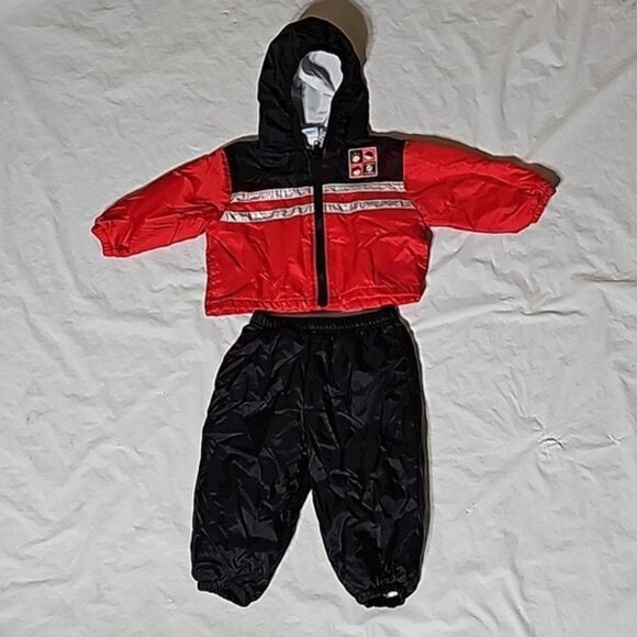 Disney It's a Small World Boy 12 Months 2pc Red Black Windbreaker/Track Suit - Picture 14 of 14